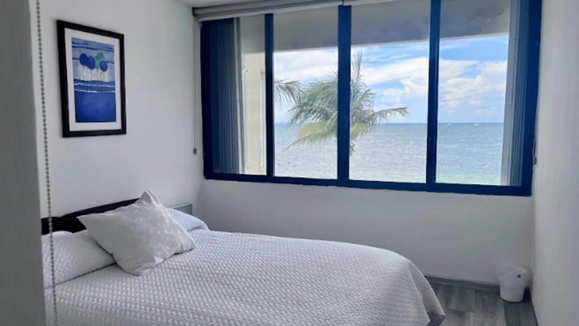 Apartment Oceanfront Condo At Unique Location Cancun Mexico